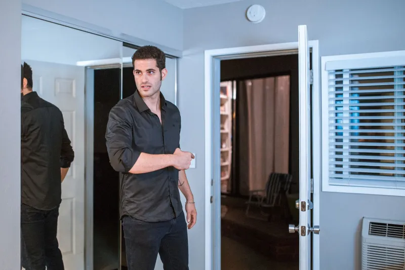 Why You Keep Forgetting What You Came For: The Hidden Way Your Apartment Layout Is Hijacking Your Brain